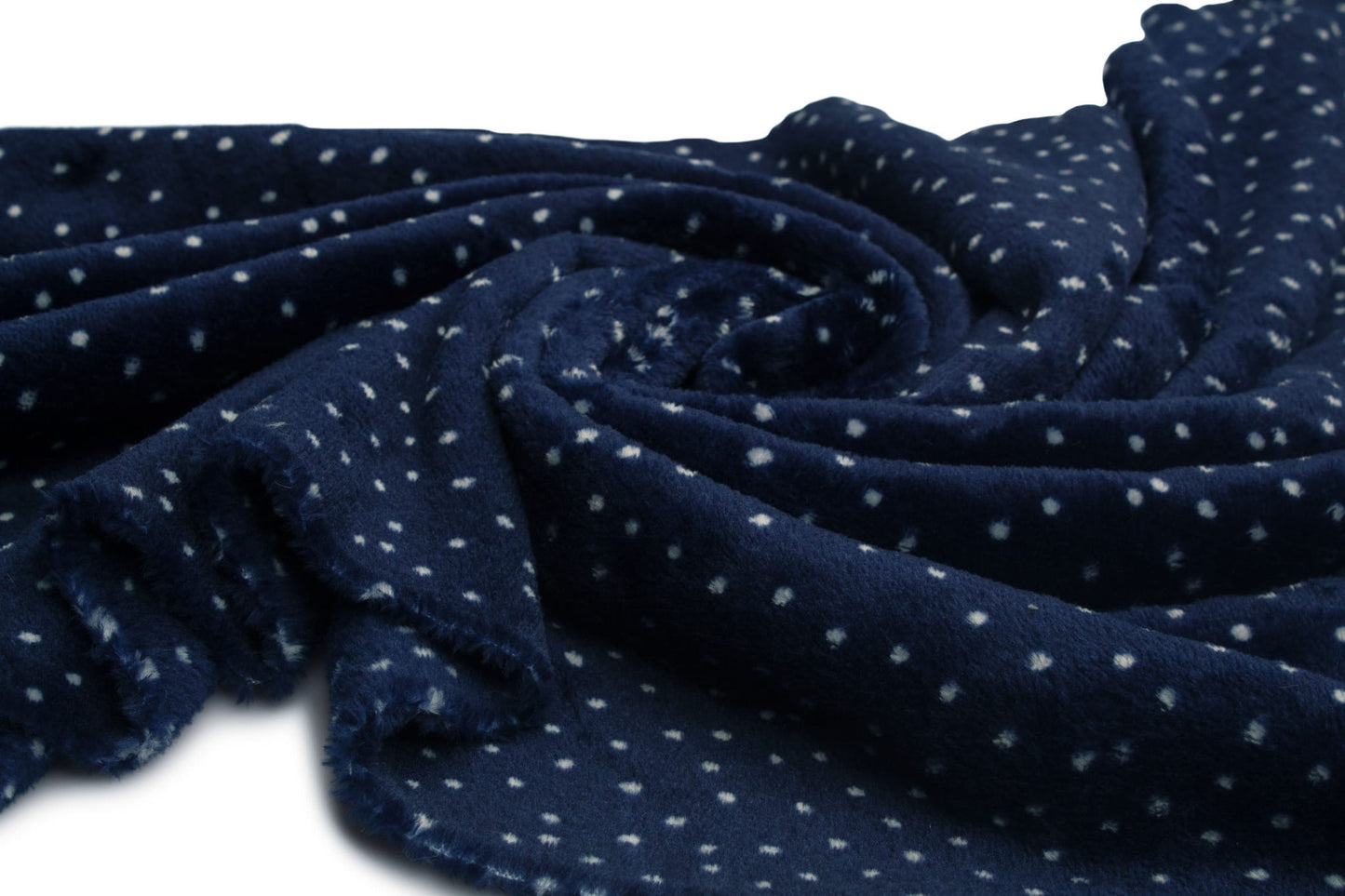 Bílé puntíky na modré